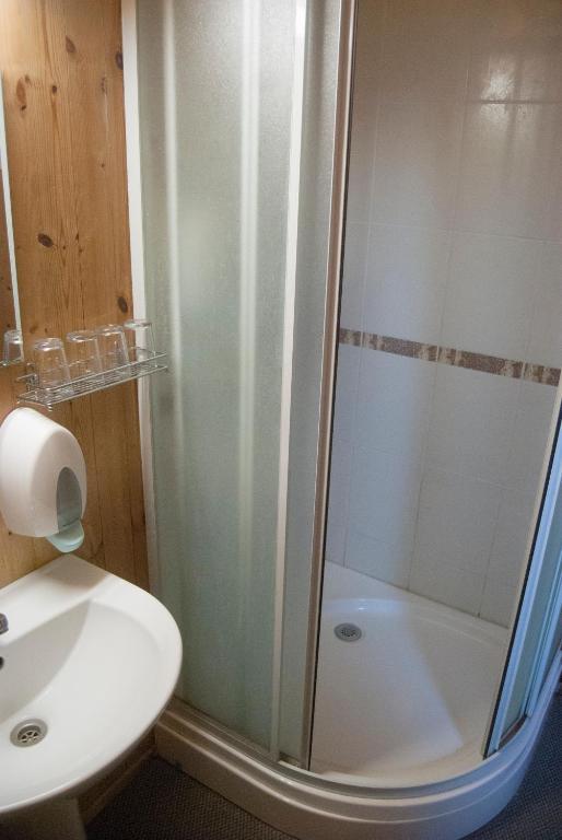 Terve Hostel Пярну Екстериор снимка